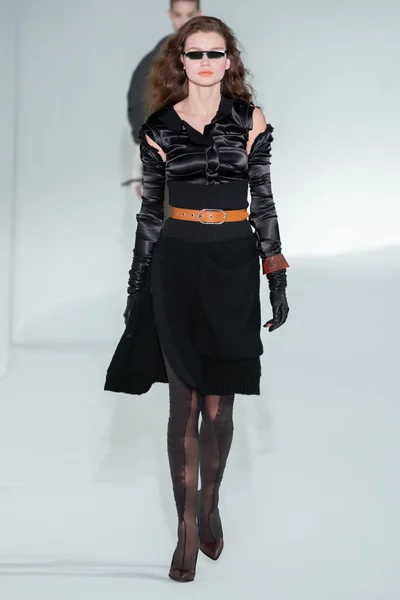 Look 8